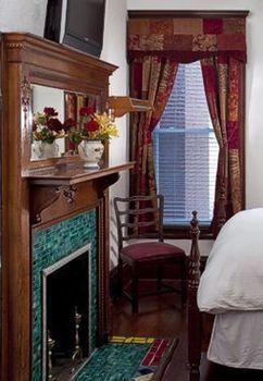 American Inn