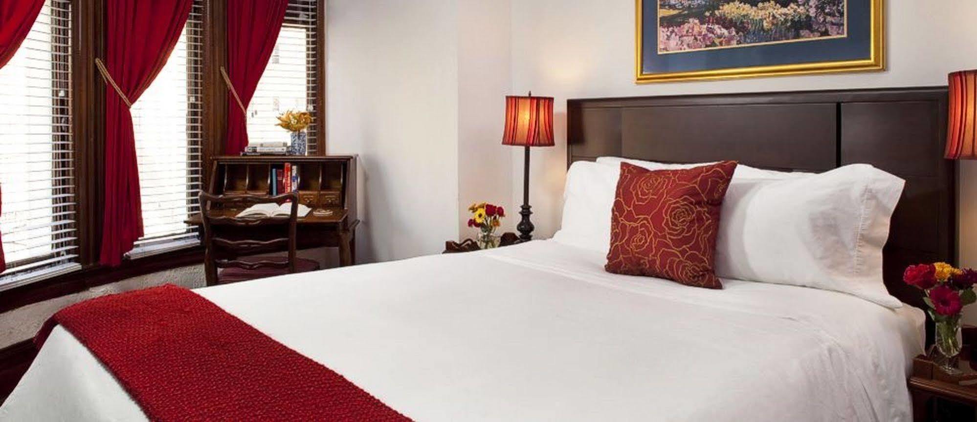 Inn American